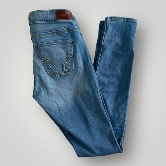 Hollister Denim - Hollister Super Skinny  Distress Jeans 1R